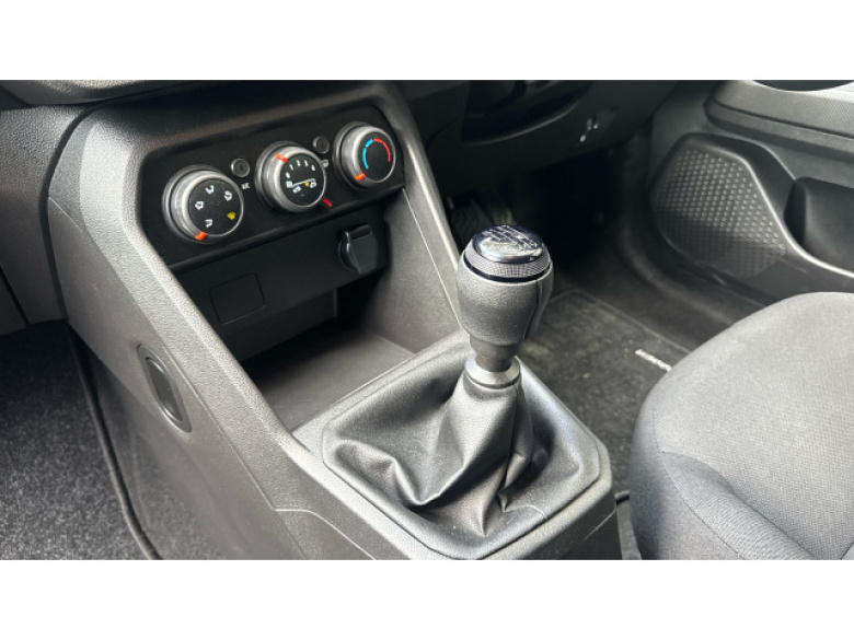 Dacia Jogger 1.0 TCe Essential 5dr Petrol Estate